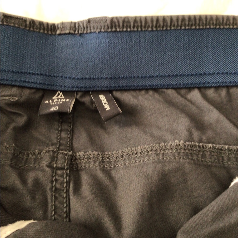 Alpine Design joggers - Picture 2 of 4